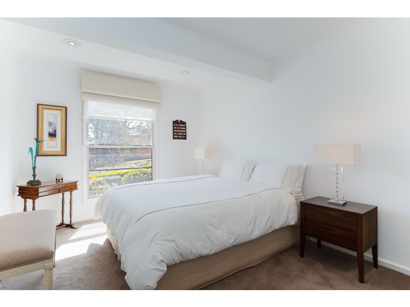 37 Arrowfield Street, Eleebana NSW 2282