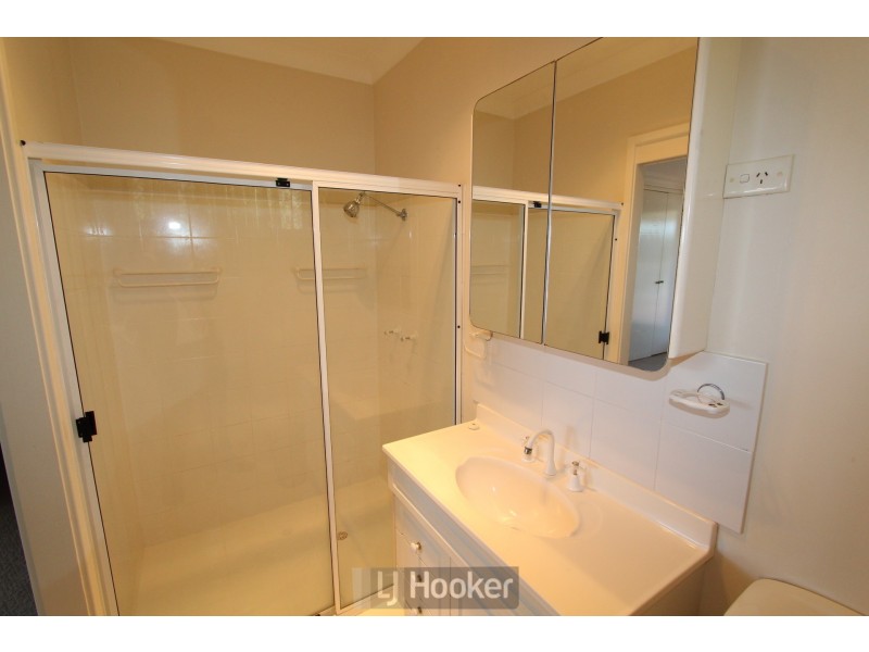 64 Victor Avenue, Valentine NSW 2280