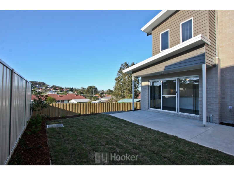 12/247 Warners Bay Road, Mount Hutton NSW 2290