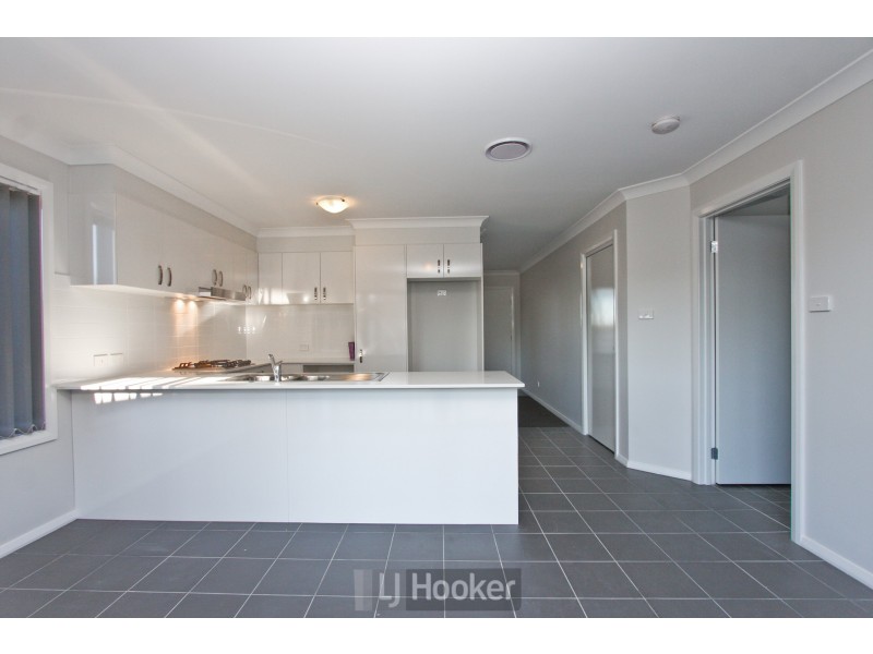12/247 Warners Bay Road, Mount Hutton NSW 2290