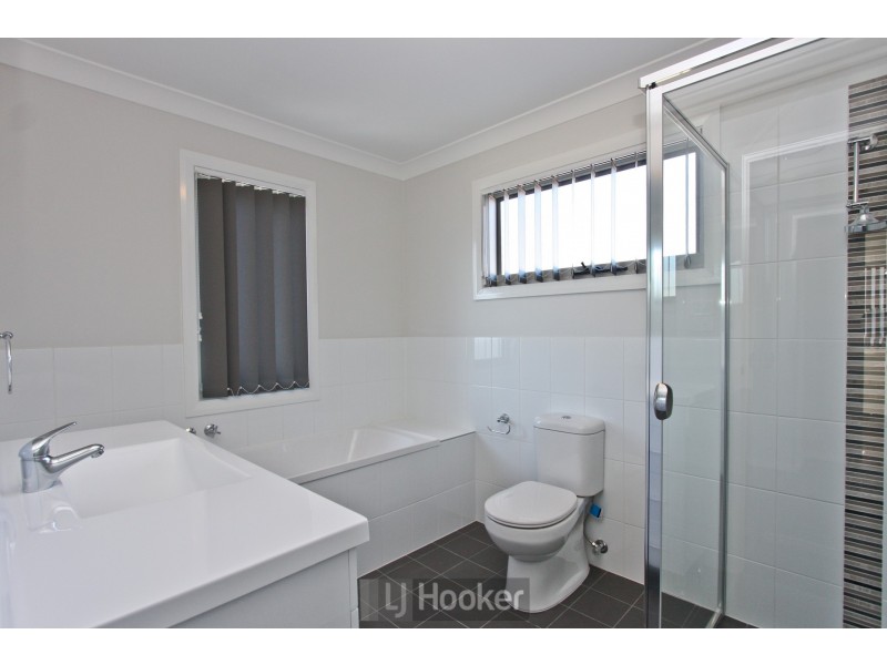 12/247 Warners Bay Road, Mount Hutton NSW 2290