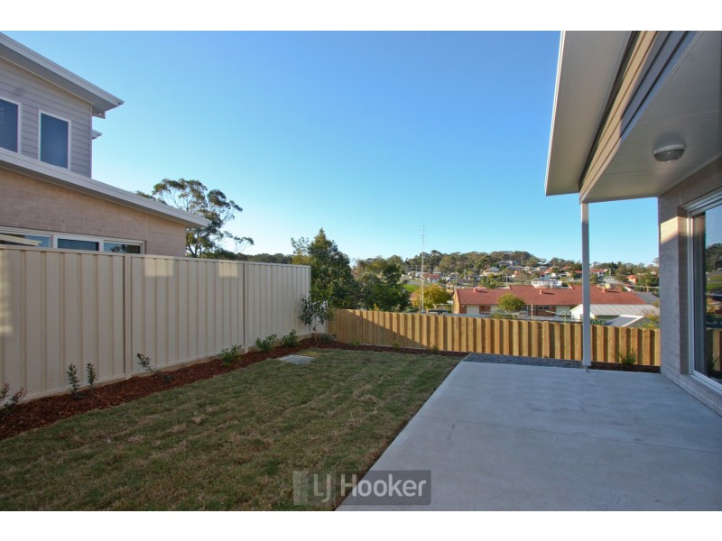 12/247 Warners Bay Road, Mount Hutton NSW 2290