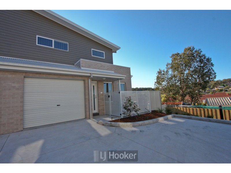 12/247 Warners Bay Road, Mount Hutton NSW 2290