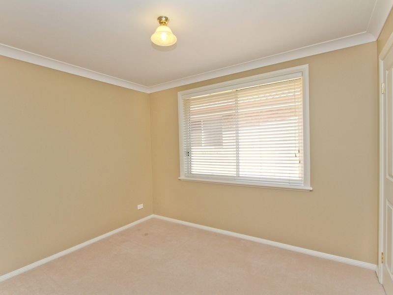 1/6 Dilkera Avenue, Valentine NSW 2280