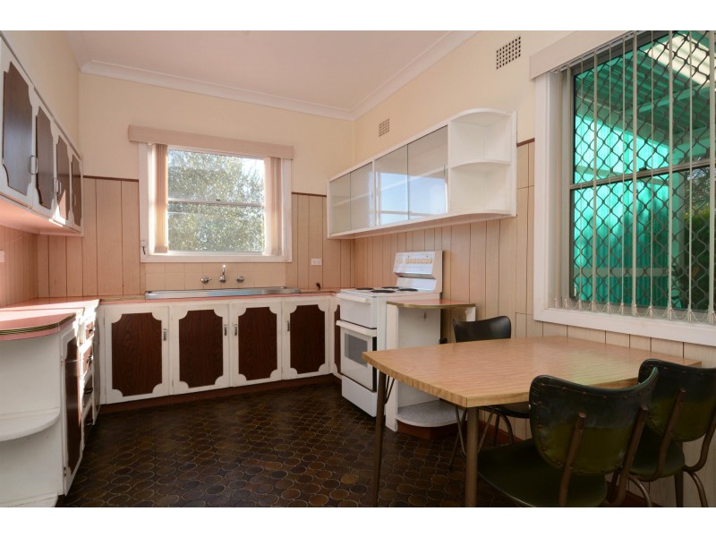 13 Quarry Road, Speers Point NSW 2284