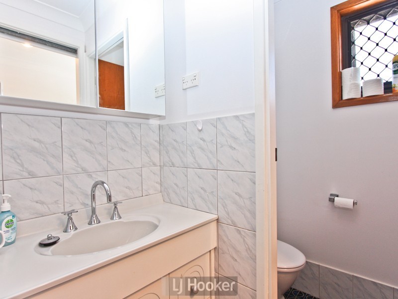 2 Michael Crescent, Valentine NSW 2280