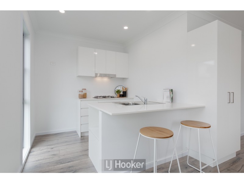 10 Yorston Street, Warners Bay NSW 2282