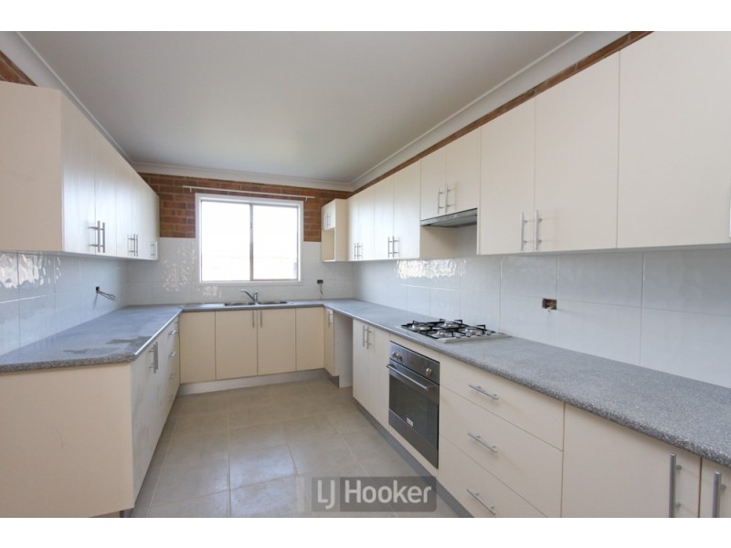 8a Koombool Avenue, Maryland NSW 2287