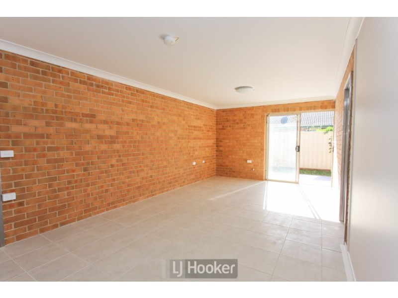 8a Koombool Avenue, Maryland NSW 2287