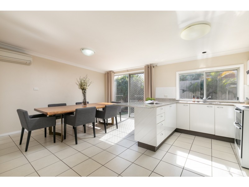 98a Croudace Road, Elermore Vale NSW 2287
