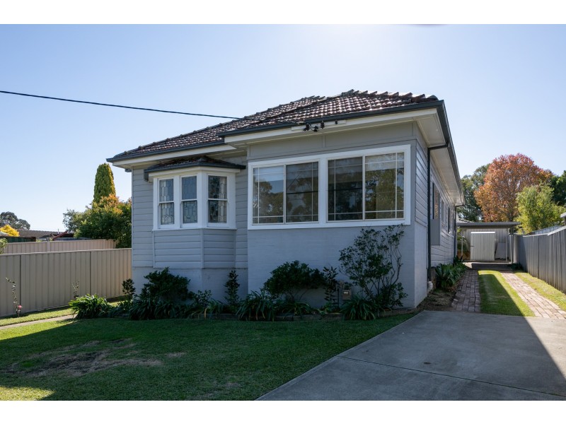 98a Croudace Road, Elermore Vale NSW 2287