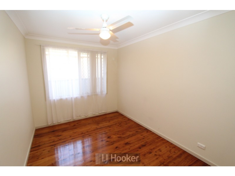 15 East Street, Warners Bay NSW 2282
