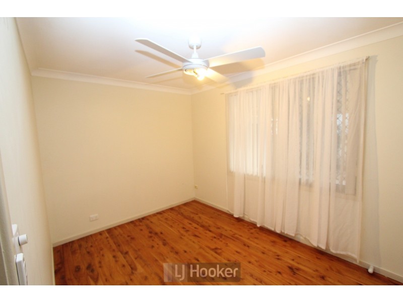 15 East Street, Warners Bay NSW 2282