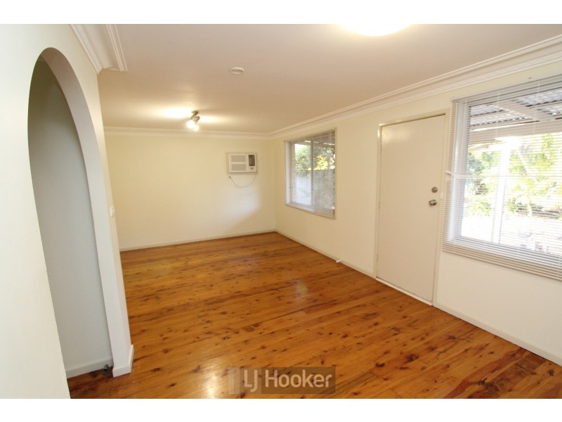 15 East Street, Warners Bay NSW 2282