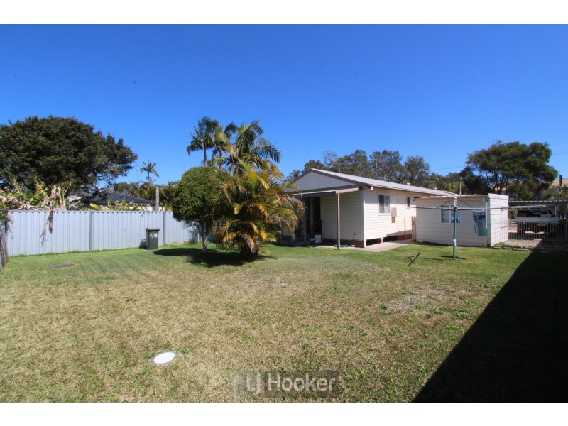 2/18 Haddon Crescent, Marks Point NSW 2280