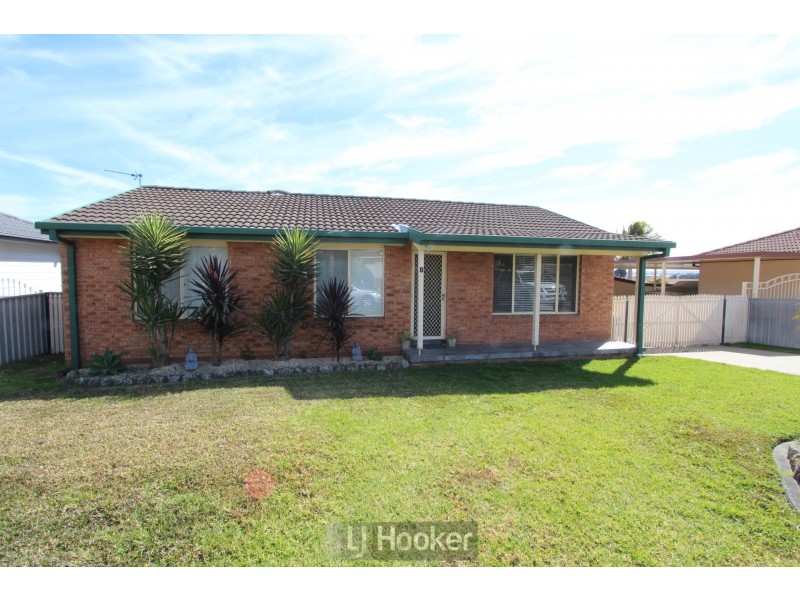 8 Waterbush Crescent, Woodberry NSW 2322