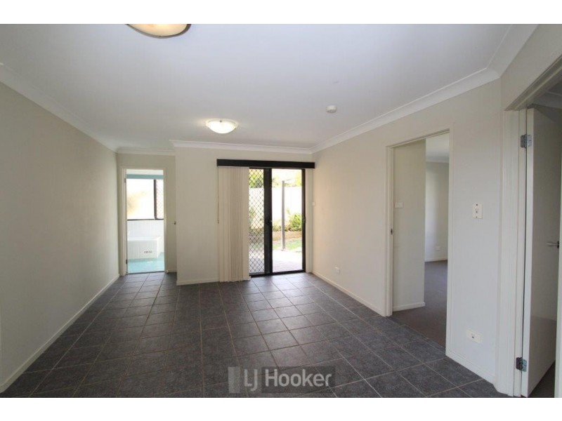 69 Geraldton Drive, Redhead NSW 2290