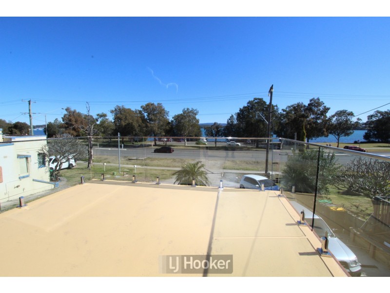 528 The Esplanade, Warners Bay NSW 2282