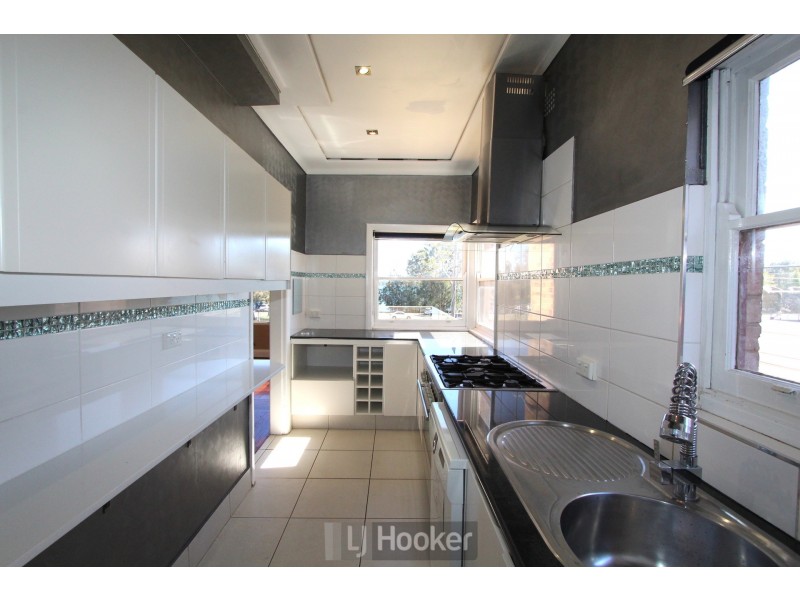 528 The Esplanade, Warners Bay NSW 2282