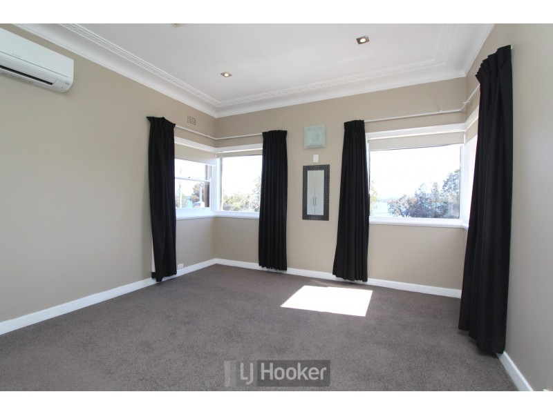 528 The Esplanade, Warners Bay NSW 2282