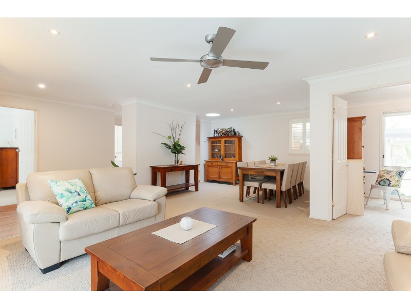 19 Buttermere Drive, Lakelands NSW 2282