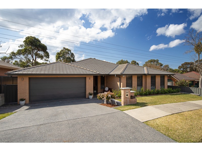 52 Dalmeny Drive, Macquarie Hills NSW 2285