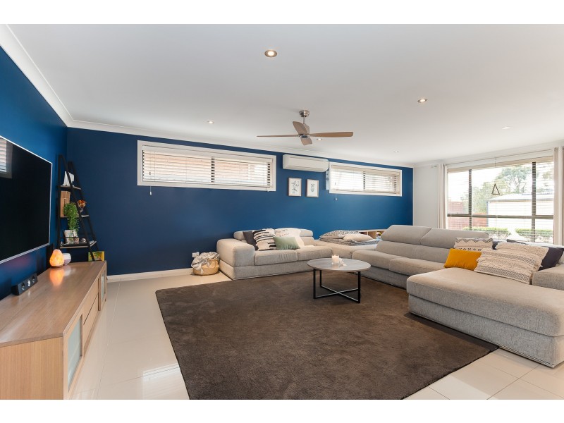 52 Dalmeny Drive, Macquarie Hills NSW 2285