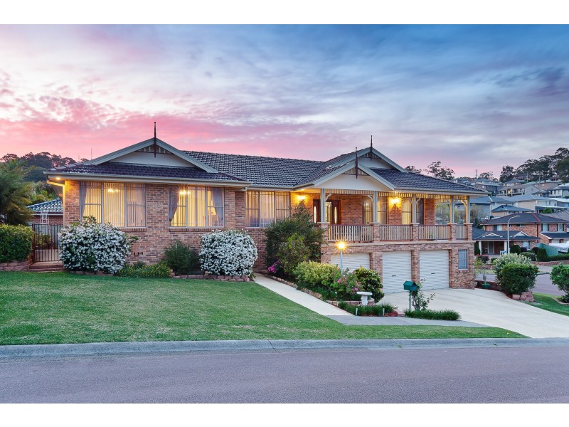 2 Hume Close, Macquarie Hills NSW 2285
