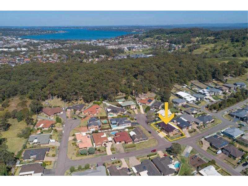 2 Hume Close, Macquarie Hills NSW 2285