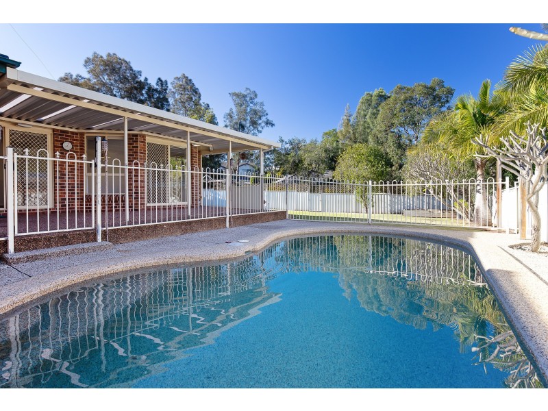 19 Derwent Crescent, Lakelands NSW 2282
