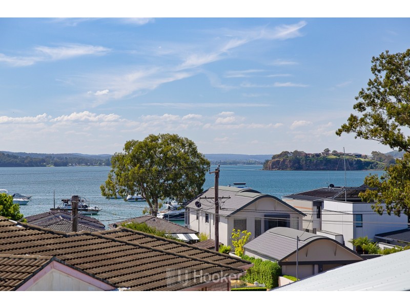 3/56 Allambee Place, Valentine NSW 2280