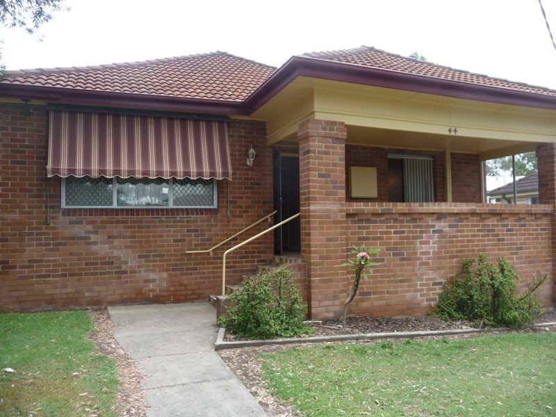 44 Excelsior Parade, Carey Bay NSW 2283