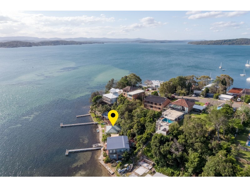 186 Marks Point Road, Marks Point NSW 2280