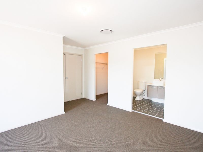 3 Tibin Drive, Fletcher NSW 2287