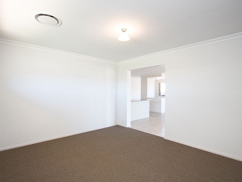 3 Tibin Drive, Fletcher NSW 2287