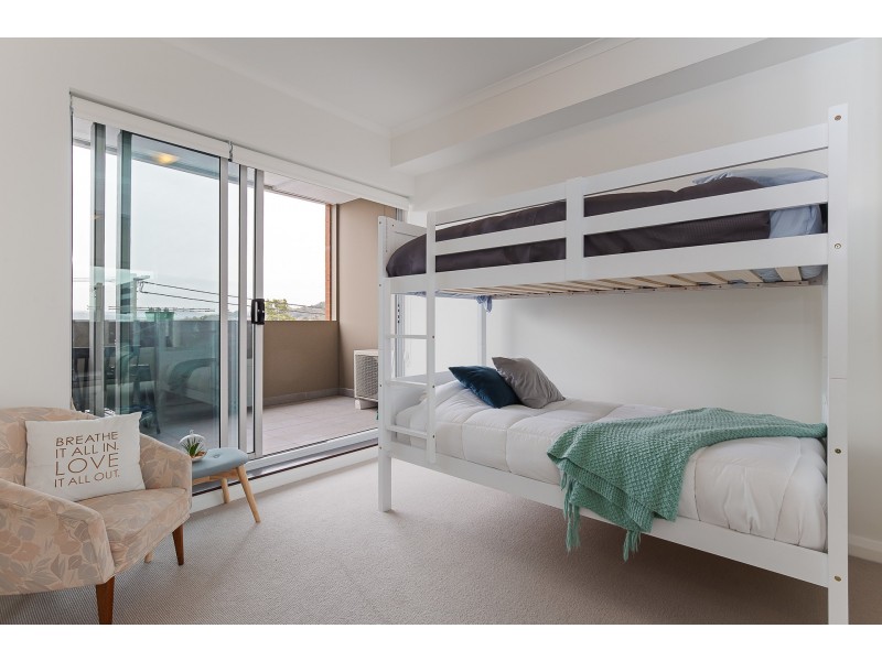 118/4 Howard Street, Warners Bay NSW 2282