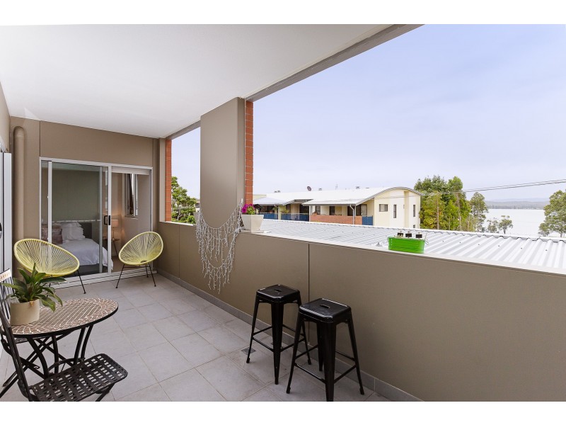 118/4 Howard Street, Warners Bay NSW 2282