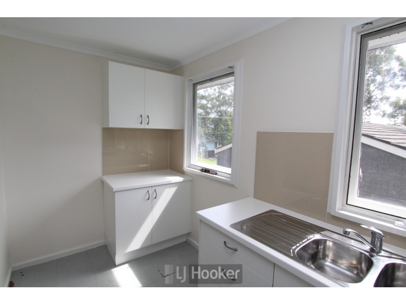7 Korekoba Place, Bolton Point NSW 2283