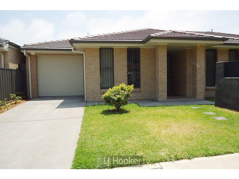 1/16 St Johns Drive, Croudace Bay NSW 2280