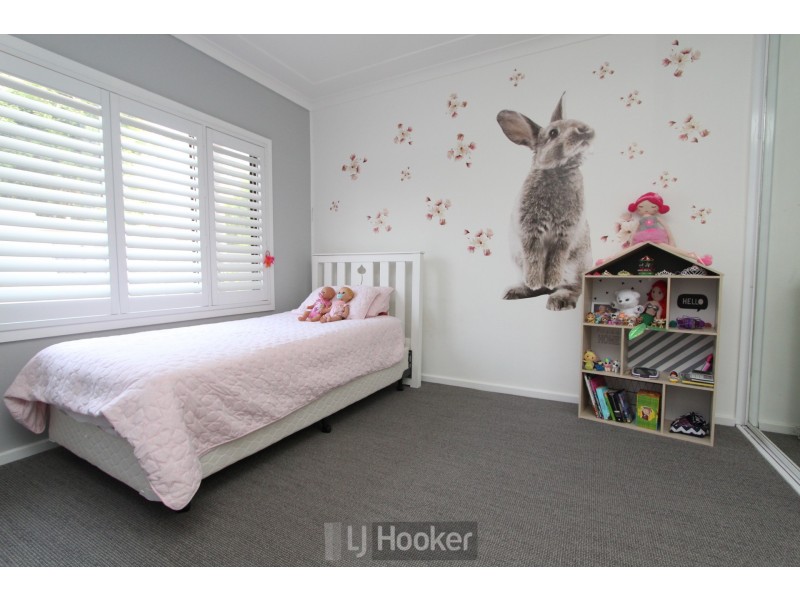 16 Mills Street, Warners Bay NSW 2282