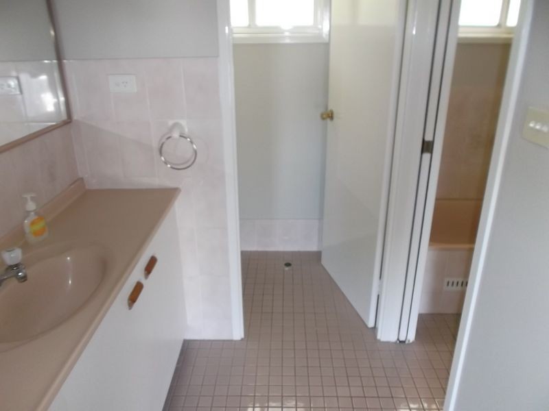 73 Alkrington Avenue, Fishing Point NSW 2283