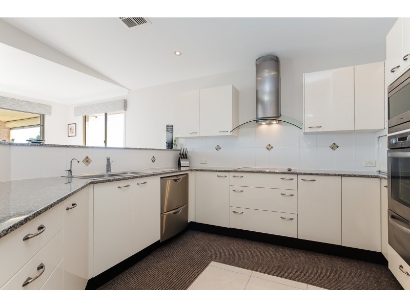12 Berkeley Street, Speers Point NSW 2284