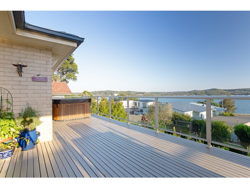 12 Berkeley Street, Speers Point NSW 2284