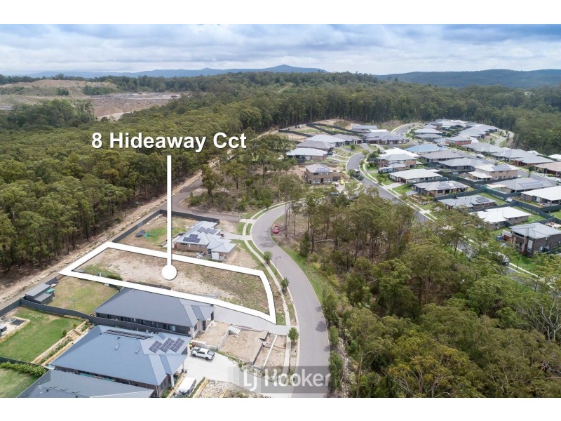 8 Hideaway Circuit, Fletcher NSW 2287