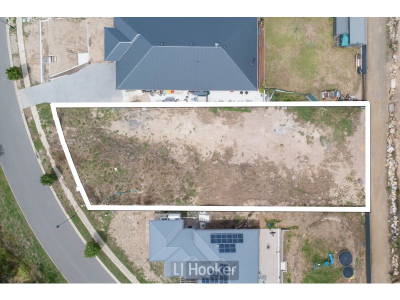 8 Hideaway Circuit, Fletcher NSW 2287