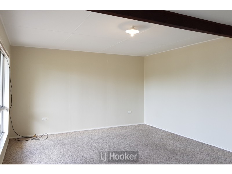 6 Alkira Street, Coal Point NSW 2283