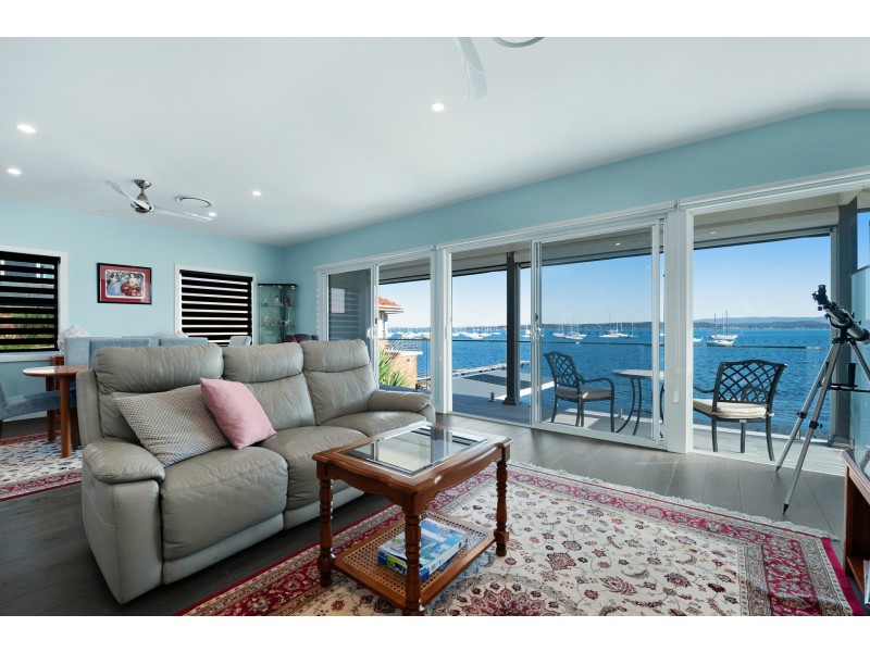 7 Walter Street, Belmont NSW 2280