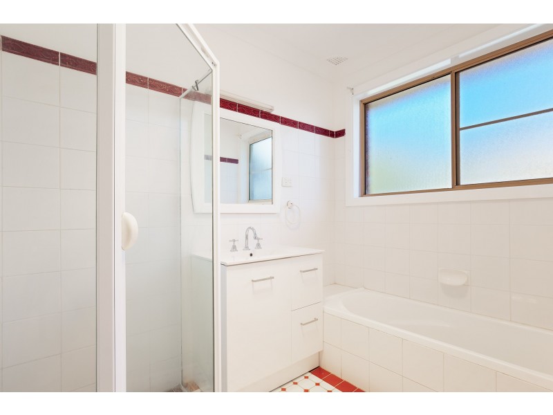 33 Elizabeth Cook Drive, Rankin Park NSW 2287