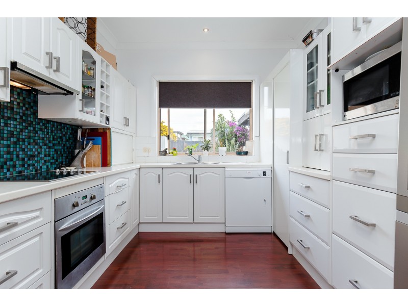 13 Libya Street, Shortland NSW 2307