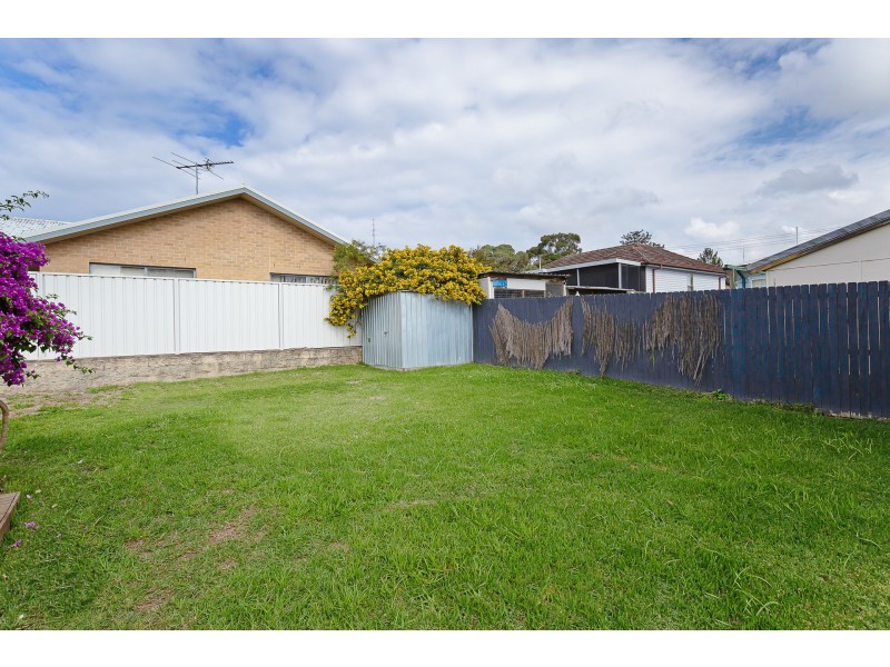 13 Libya Street, Shortland NSW 2307